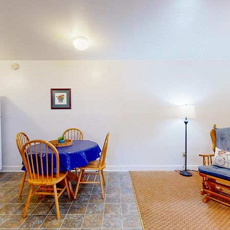 Campground Apts Lake Junaluska Pokoj fotografie
