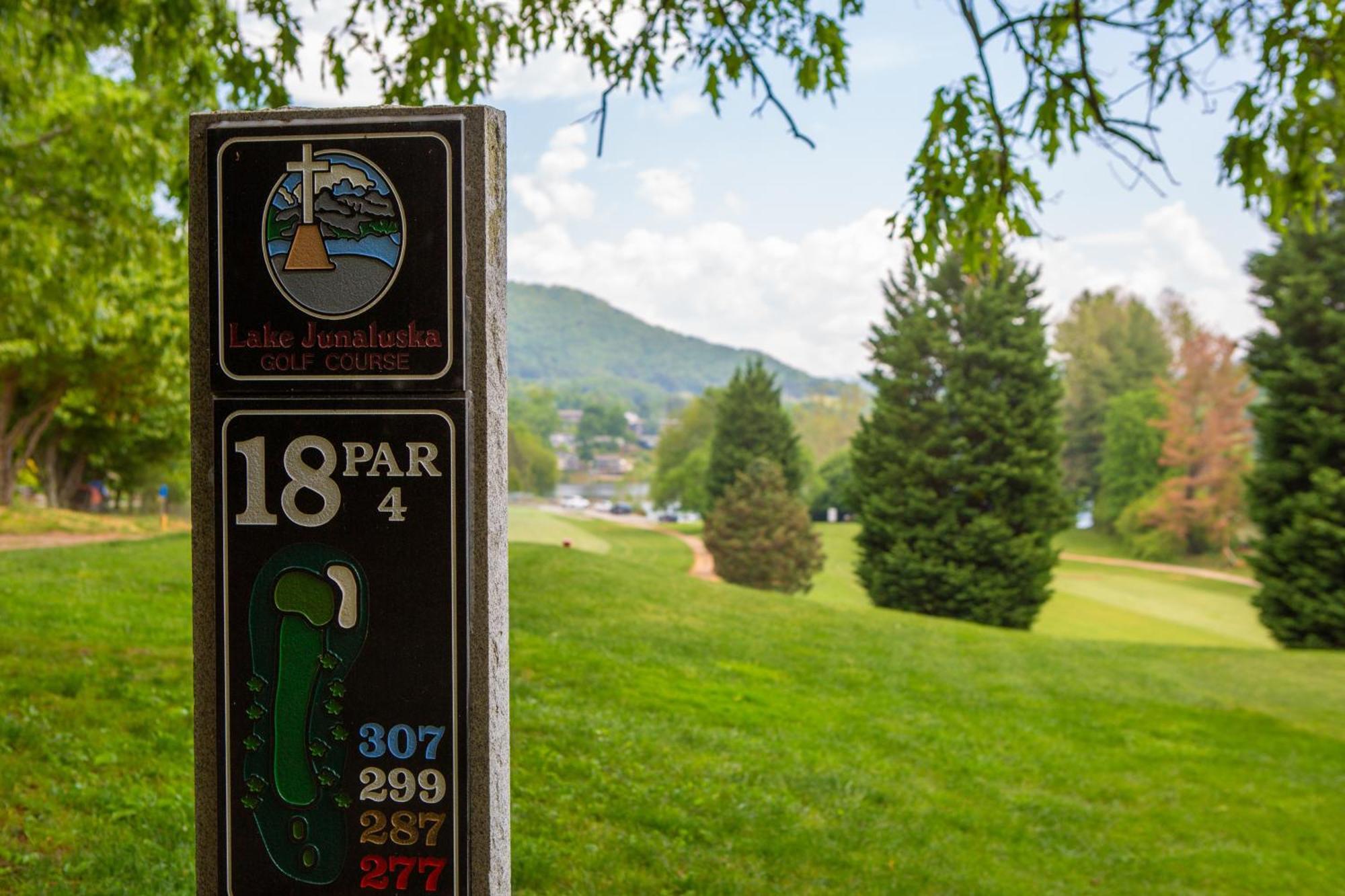 Campground Apts Lake Junaluska Pokoj fotografie