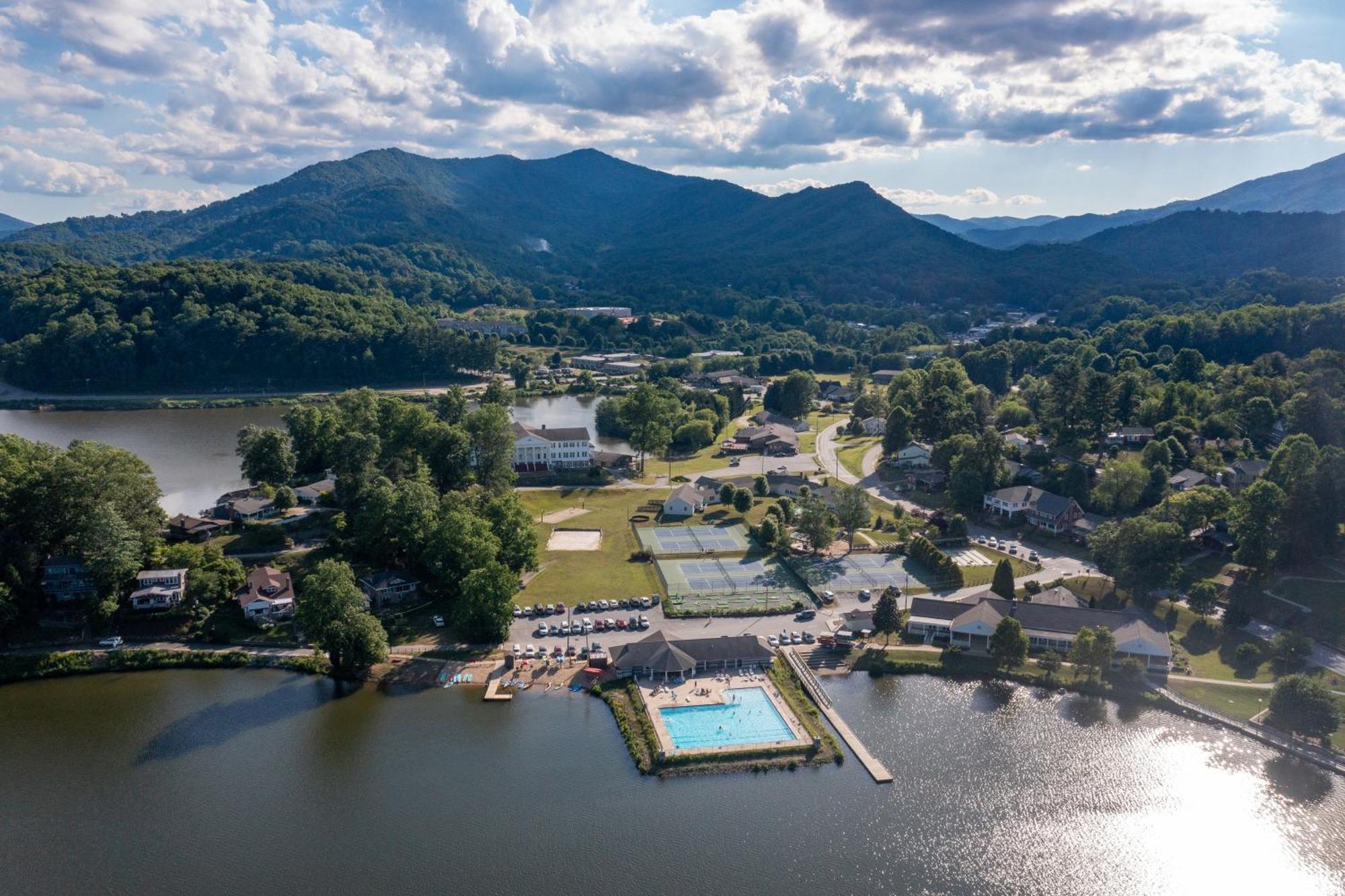 Campground Apts Lake Junaluska Pokoj fotografie