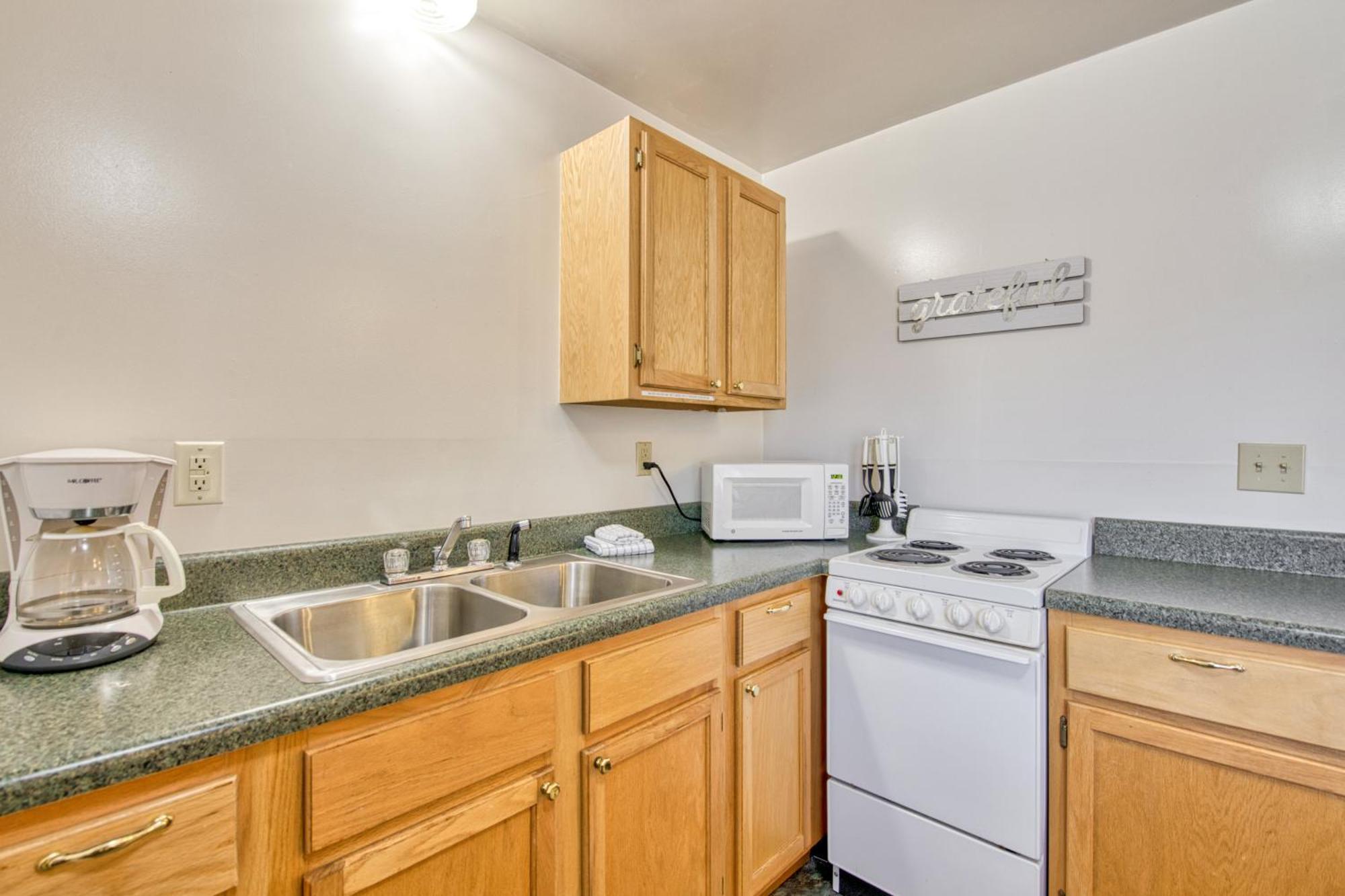 Campground Apts Lake Junaluska Pokoj fotografie