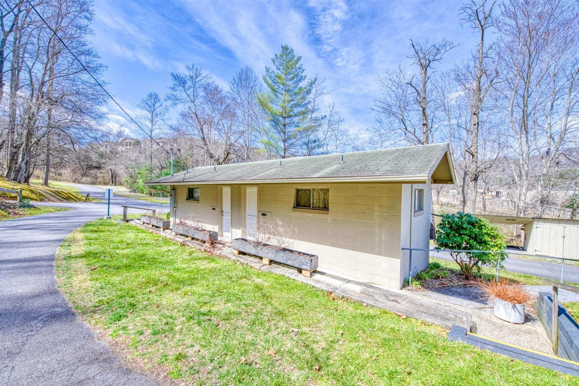 Campground Apts Lake Junaluska Pokoj fotografie